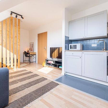 Vollausgtesttattes Modernes Studio,Nahe Btu,Netflix,Kostenloser Tiefgaragenstellplatz Cottbus Dış mekan fotoğraf